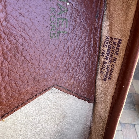 MK Tumbled leather, Fulton, size 7M - Picture 7 of 7